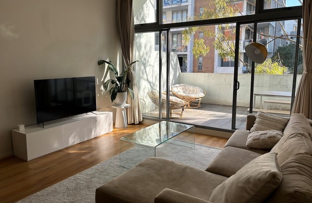 Perfect Family Holiday Home above Maroubra Junction Shopping Centre