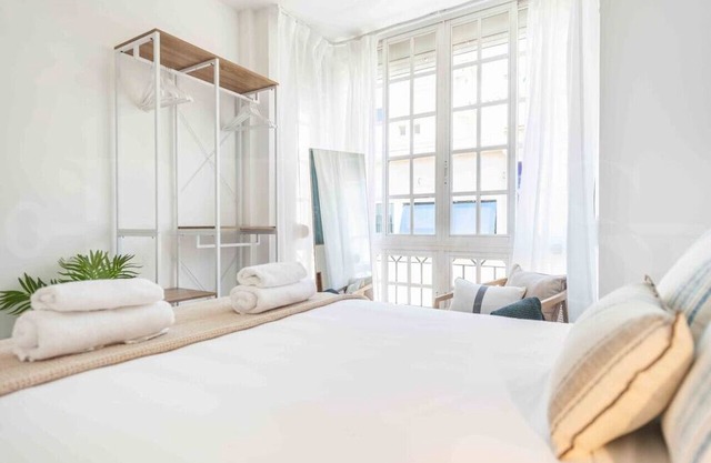 NEW Chic quiet apartment near the center by REMS