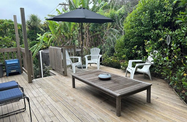 Beach House at Cable Bay - Central for exploring Northland or just relaxing