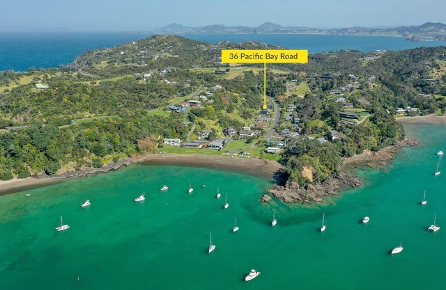 Tutukaka 200m from the beach Beautiful home super relaxing in a quiet bay