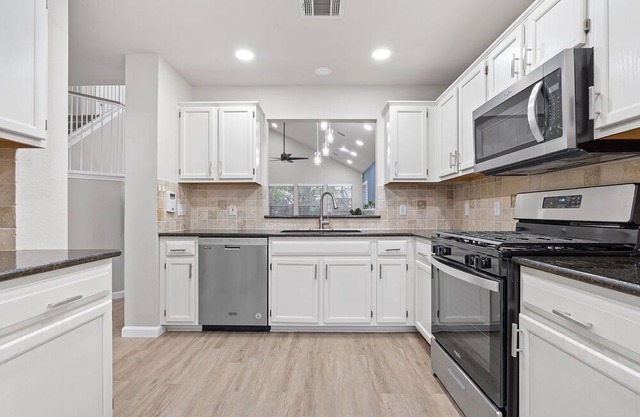 Your Home Away Near Downtown Austin & The Domain