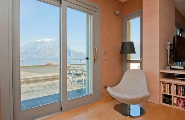 Vacation apartment/apartment for 4 guests with 120m² in Fiumelatte (122962)