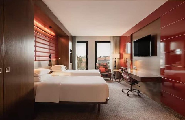Unwind and Indulge In Our Oasis! Pet-friendly Property!