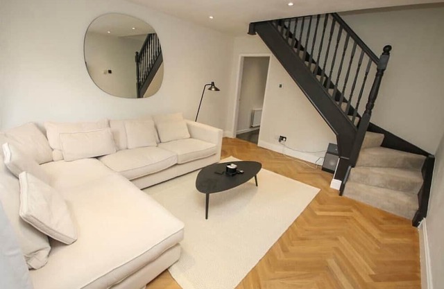 Canal Mews 2 Bedroom