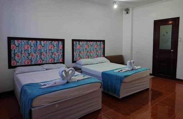 Serenity Condo: Puerto Princesa City Escape