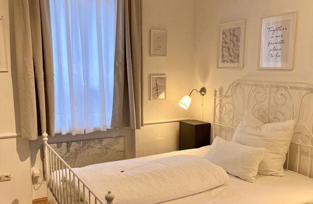 Wunderschönes, Ruhiges und Sonniges Apartment Zentral Gelegen, 10min zum Bahnhof