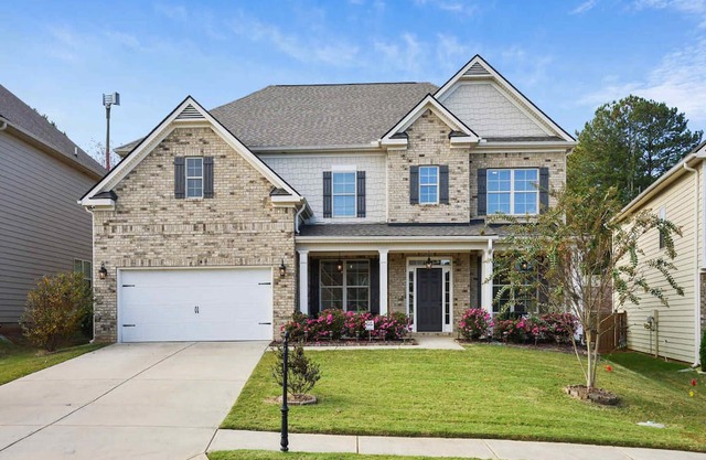 Roomy Retreat | Luxurious, Spacious, & Convenient