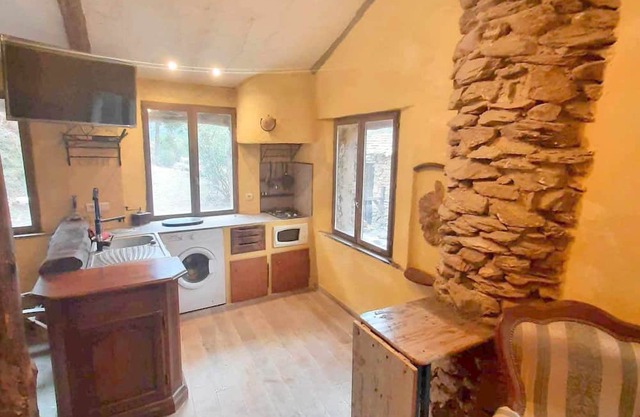 In a wooded park, Corsican house of 45 m2