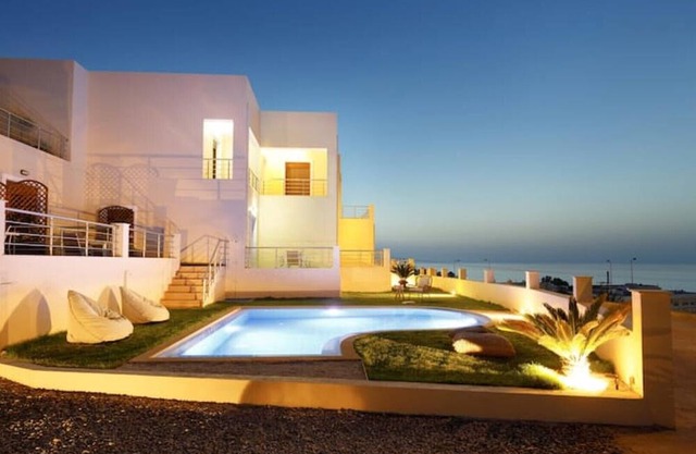 "Oak Wood" Sky Hill resorts - Sea view Maisonette
