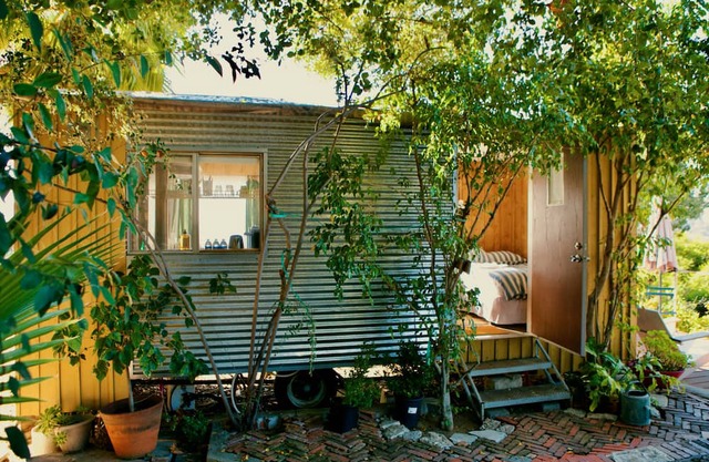 Private Trailer at Downtown Los Angeles Hilltop with amazing view Hollywood10min