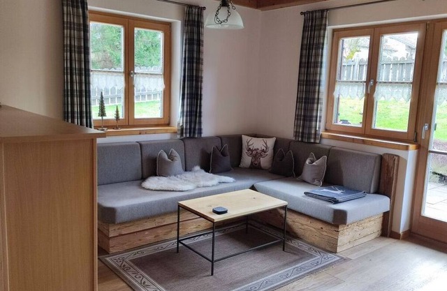 Lovely apartment in Unterammergau