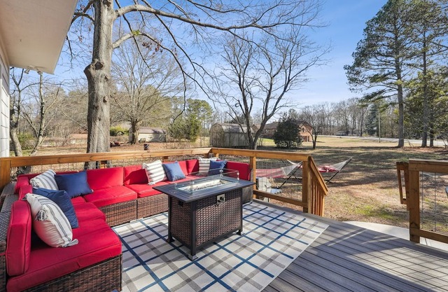 KSU Getaway: Cozy 4bd - BBQ - Games