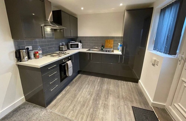 Modern Serviced Apartment - Near Hospital