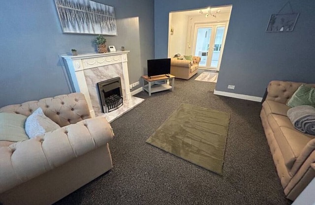 4 Bed Ideal For Workers Families