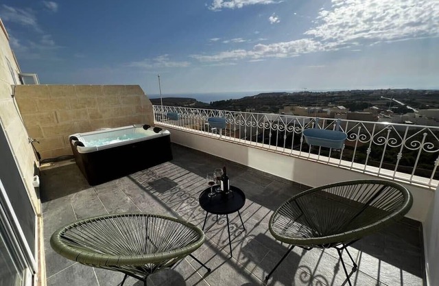 Nadur Penthouse -Hosted by Sweetstay