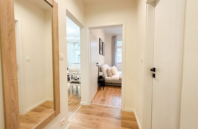Cozy 2kk Apartment in the Heart of Vinohrady. Pet-Friendly!
