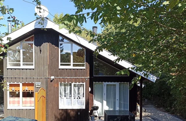 Holiday Home 'Extertal Ferienpark Sauna Garten 49' with Private Terrace, Private Garden and Wi-Fi