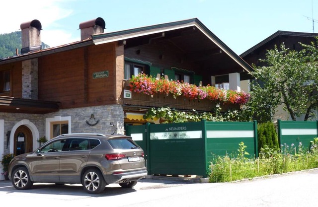 Guest house/pension Neumayer