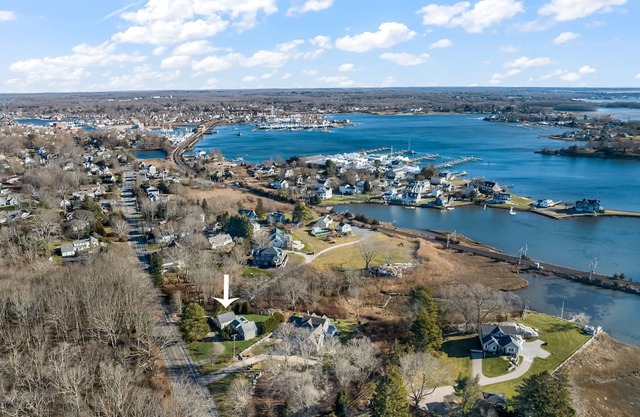 W Henderson House Waterview Escape
