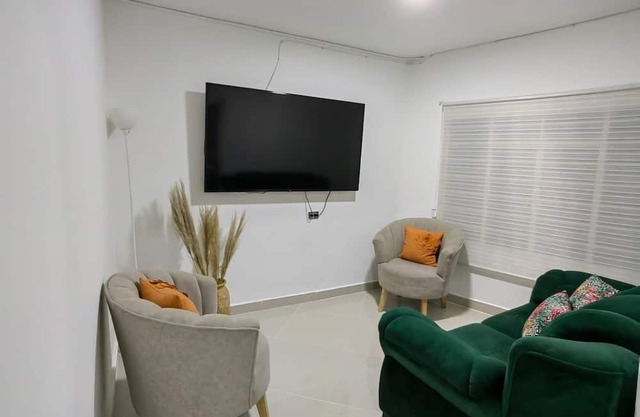 Makarena Home