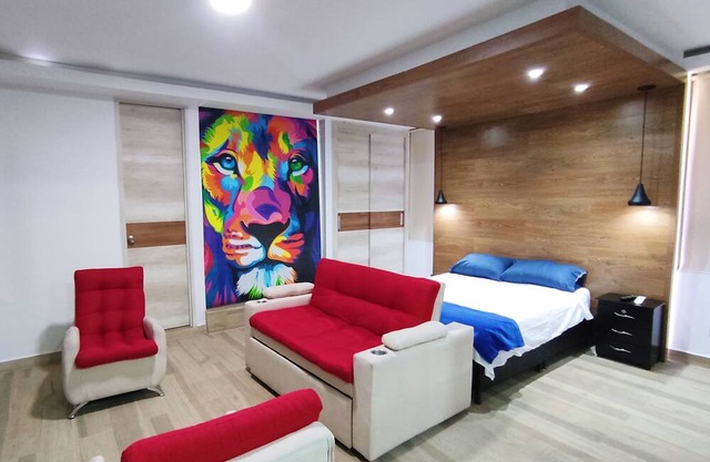 Penthouse apartment, 20 minutes from hot springs, the best view of the city.