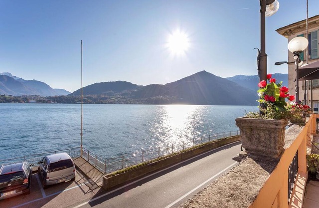 Vacation Home in Griante with 2 bedrooms sleeps 4