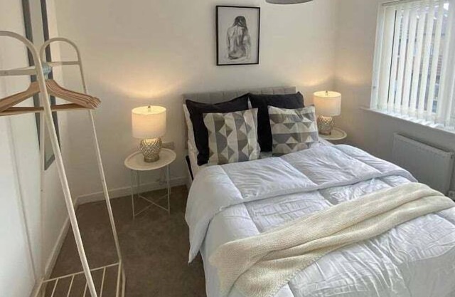 Temper Mill (3 BR, Garden & FREE parking)