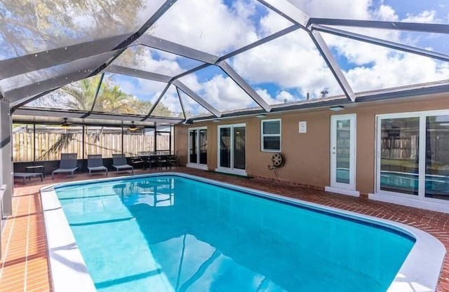 4 Bedroom 729080 by Houzlet