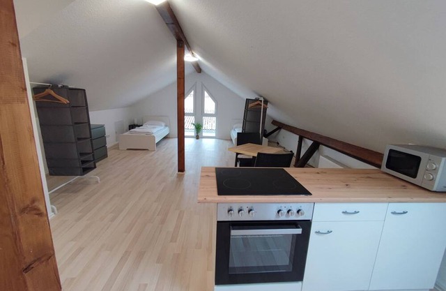Monter24 - Residential - Central - Business 2 Pers
