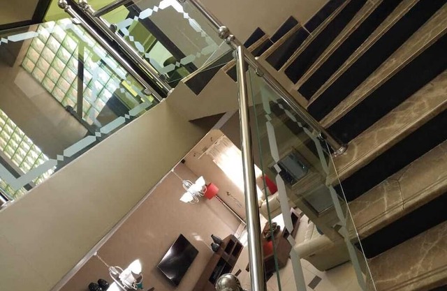 Executive fully furnished apartment close to amenities In Massmedia no001