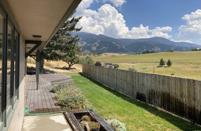 DISCOUNTED RATES! Private home in Bridger Canyon!