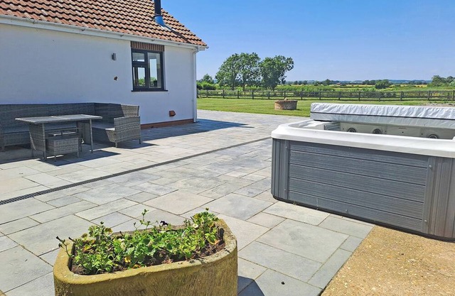Westfields Bungalow is our wonderful newly refurbished detached bungalow.