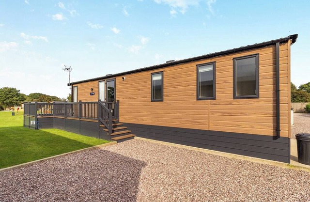 2 bedroom accommodation in Eaton, Congleton