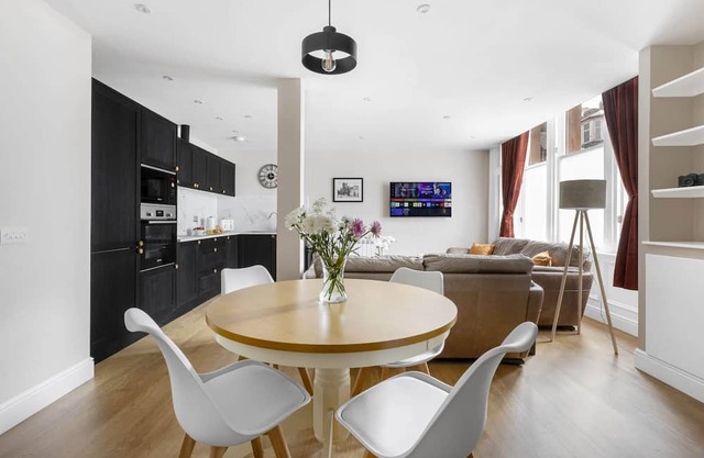 Kerrycroy Luxury Apartment