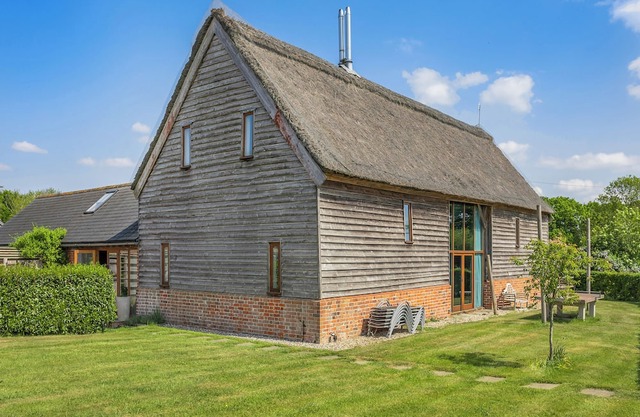 Stunning converted barn in beautiful countryside.