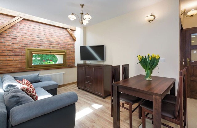 Vanilla 7, 2bdr 2bth apartment 5min from Krakow's Main Square