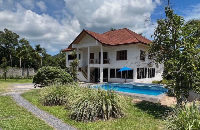 Charming 3-bedroom villa in kho samui Chang Wat Surat Thani