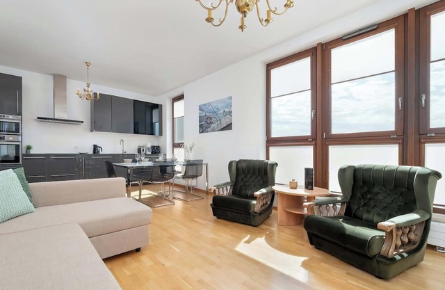 Sea Towers 204 | Gdynia | Spacious Apartment | Parking | By the Port