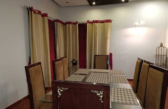 Spacious 6-bedroom house in DHA Phase 5 Lahore