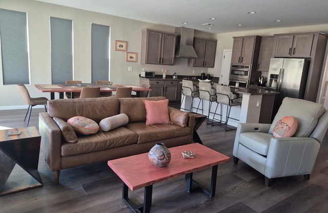 Wickenburg Ranch 2 Bdrm w/HOT TUB, walking distance to amenities