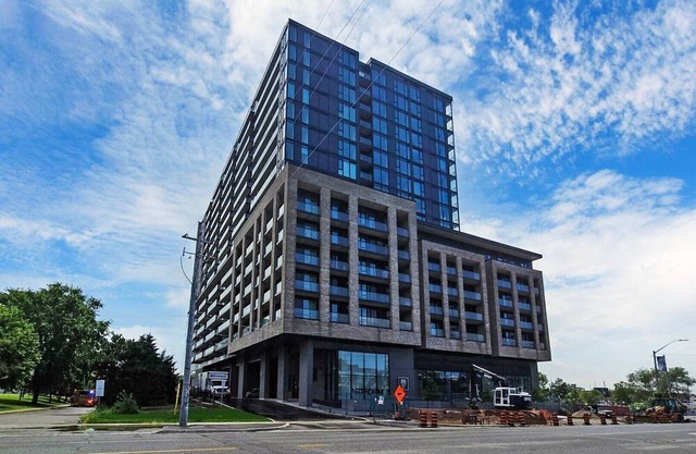 2-bedroom apartment in welcoming Mississauga with AC, fitness room
