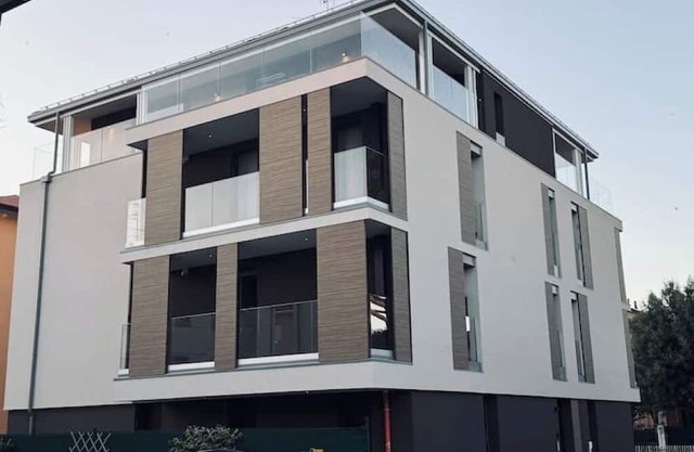 Ground floor apartment, elegant new