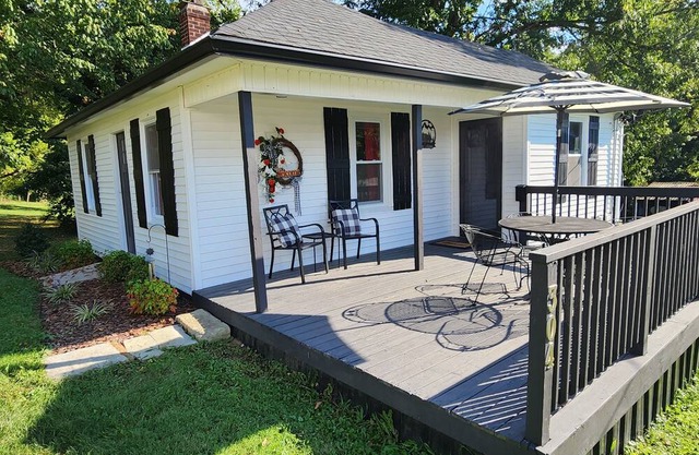 Charming cottage in pleasant Burkesville