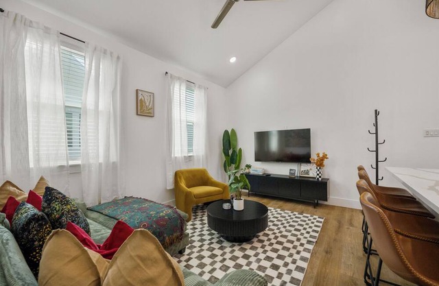 Nestled Nook Bungalow #7031A @ EastEnd Revitalized
