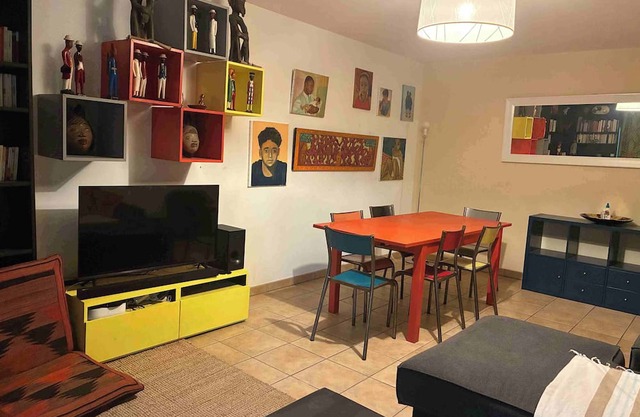 Spacious apartment close to attractions