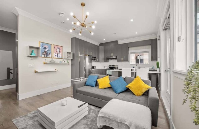 Luxe Minimalist Glam 2-Bed Getaway + BBQ