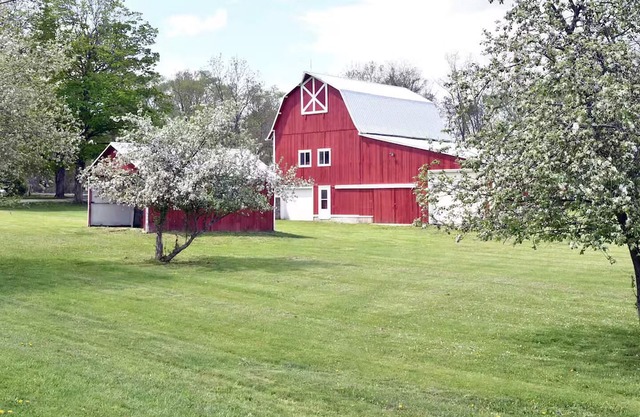 Updated 1870’s Farmhouse off Lake Cayuga and on the Finger Lakes Wine Trail