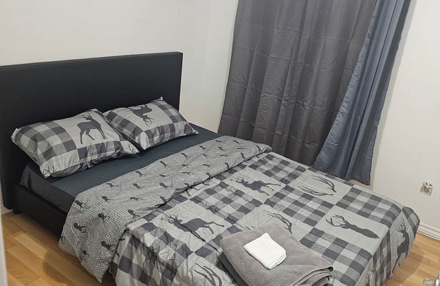 Cozy&Peaceful 3 bedroom house available 20 mins to perrson airport