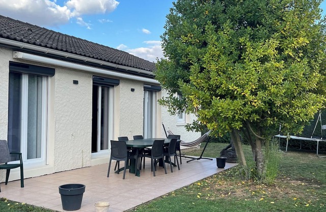 Family home with garden, near Disneyland