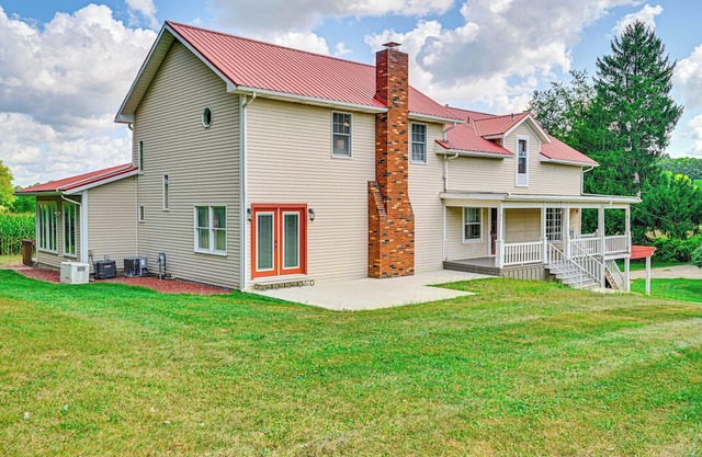 Rural & Private Dover Retreat: Close to Wineries!